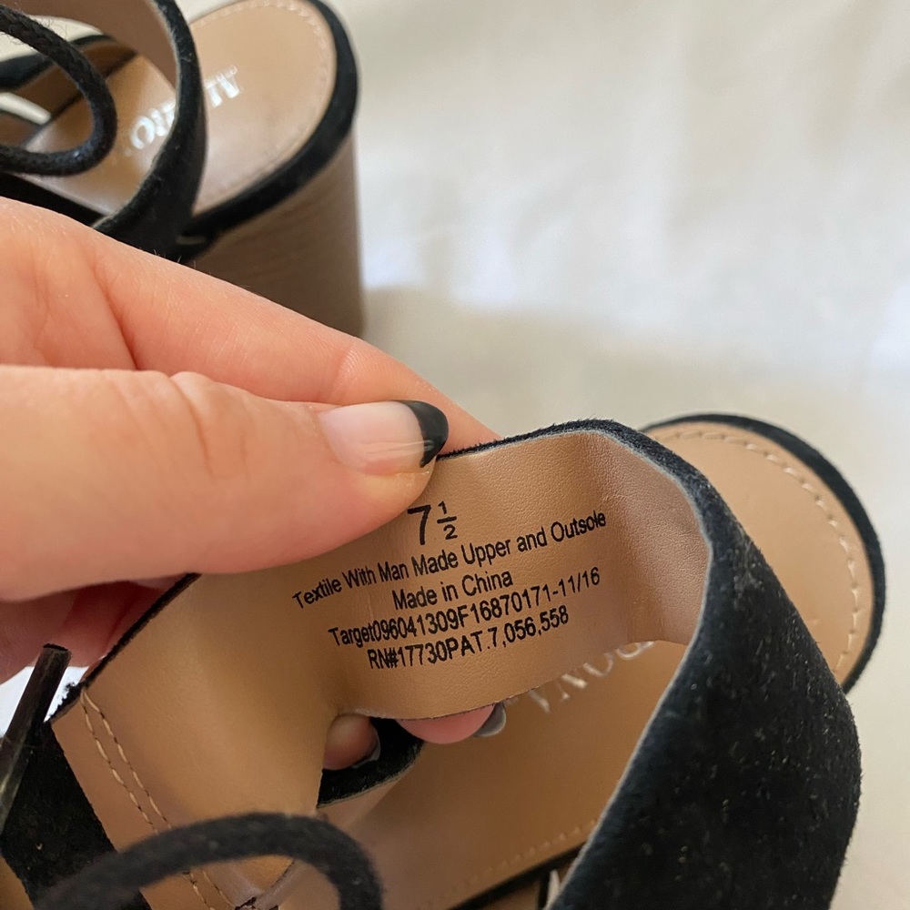 Merona Heels - Picture 4 of 5